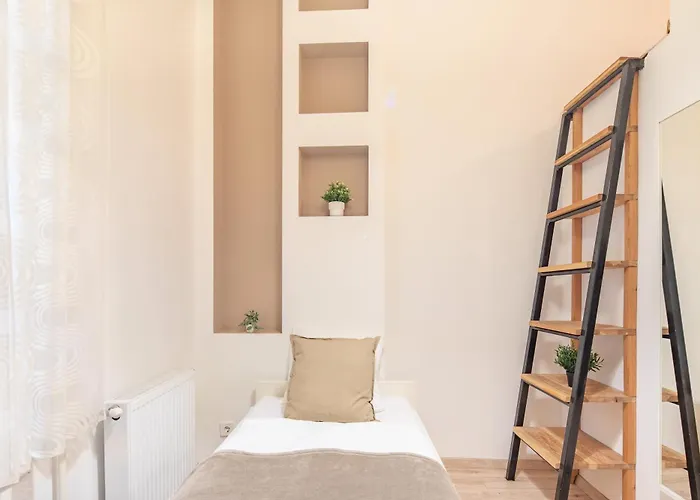 And Cute With 3 And Ac Apartman *