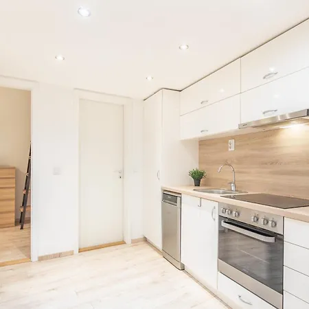 Apartament And Cute With 3 And Ac