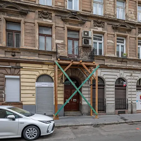 Apartament And Cute With 3 And Ac Budapeszt